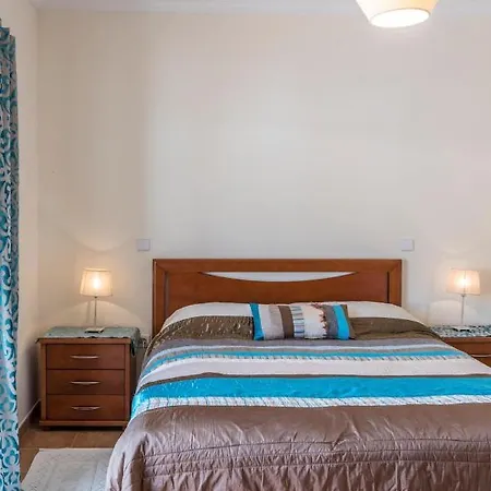 בית נופש Casa Dos Sonhos *